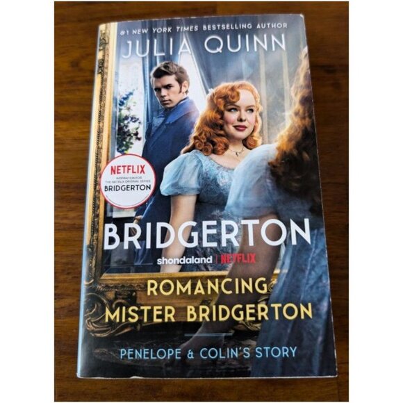 Romancing Mister Bridgerton [Tv Tie-In] - (Bridgertons) by Julia Quinn - Picture 2 of 4